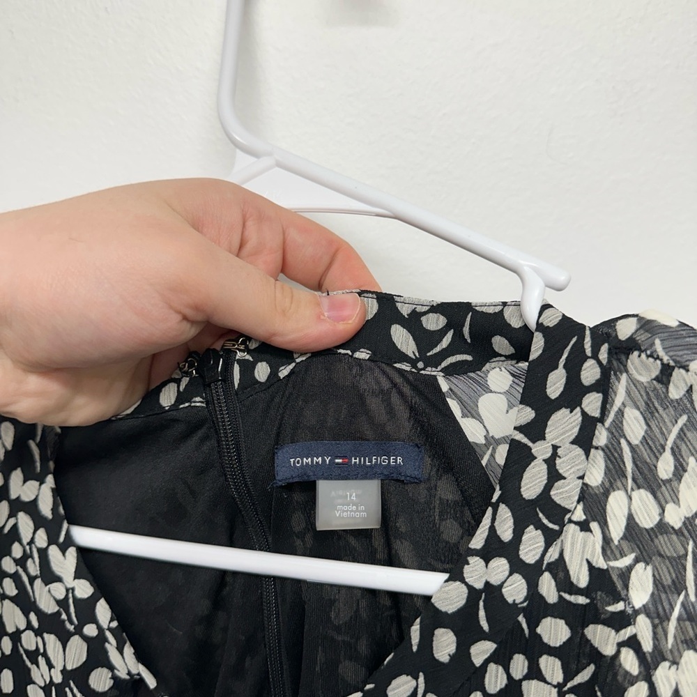 Tommy Hilfiger Women's Black Floral-Print A-Line Dress Size 14 - Picture 6 of 10